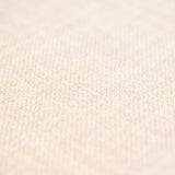 Nahaufnahme Textil der cremefarbigen Alpaka Stola - feinste Verarbeitung