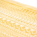 Alpaka Loop Schal für Damen und Herren von Alpakin mit Alpaka-Muster in gelb Textil
