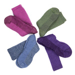Farbvielfalt der atmungsaktiven Alpaka Wandersocken