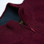 Dunkelroter Kragen mit Pima Baumwolle innen gefüttert für ein 100% kratzfreies Tragegefühl