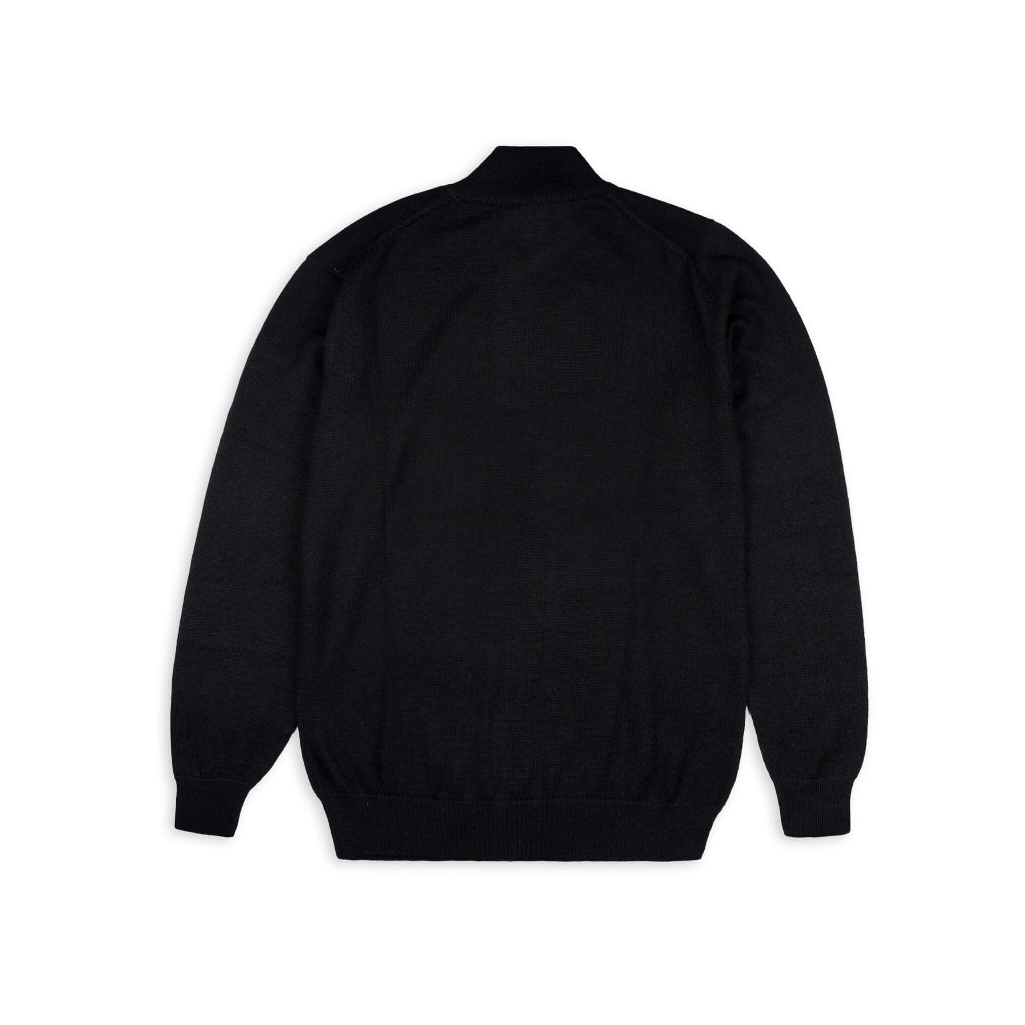 Alpaka Troyer Katari in schwarz von hinten - zeitlose Eleganz aus weichster Alpakawolle