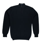 Alpaka Troyer in Naturfarbe schwarz von vorne, gefertigt in der Alpakin Manufaktur