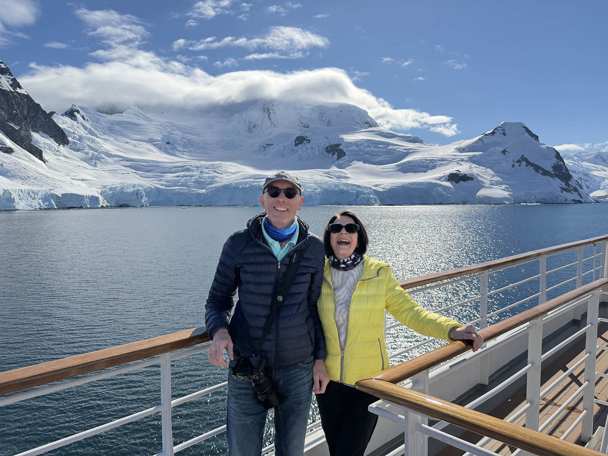 Alpakin Kunden Solveig und Reinhard auf Antarktisexpedition mit dem Schiff